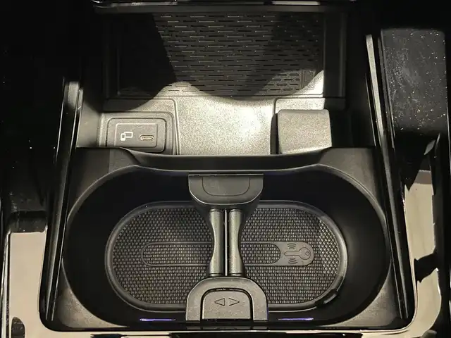 メルセデス・ベンツ ＣＬＡ２００ｄ AMGライン 静岡県 2019(令1)年 3.3万km マウンテングレー 衝突軽減ブレーキ　/半革　/ＡＣＣ　/３６０°カメラ　/ＳＲ　/ＨＵＤ　/ワイヤレス充電　/純正ナビＴＶ　/純正１８ＡＷ　/パドルシフト　/パワーシート／ヒーター／メモリ／マッサージ　/社外ドライブレコーダー
