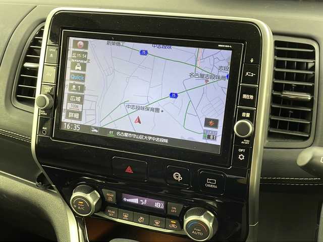 日産 セレナ ハイウェイスターVセレクションⅡ 愛知県 2019(平31)年 5万km ブリリアントホワイトパール /禁煙車//純正ナビ(MM518D-L)//フルセグTV//ブルーレイ視聴可//ETC//バックカメラ//アラウンドビューモニター//純正ドライブレコーダー//純正後席フリップダウンモニター//セーフティパックA//エマージェンシーブレーキ//レーンディパーチャーウォーニング//踏み間違い防止//ふらつき警報//フロント&バックソナー//LEDヘッドライト//オートライト//フロントフォグランプ//両側ハンズフリーパワースライドドア//スライドドアサンシェード//デュアルバックドア//2列目超ロングスライドキャプテンシート//3列目スライドスマートアップシート//純正16インチアルミホイール//純正ドアバイザー//純正フロアマット//革巻きステアリング//ステアリングスイッチ//プッシュスタート//電動格納ミラーウィンカー//アイドリングストップ//新車保証書・取扱説明書//スペアキー
