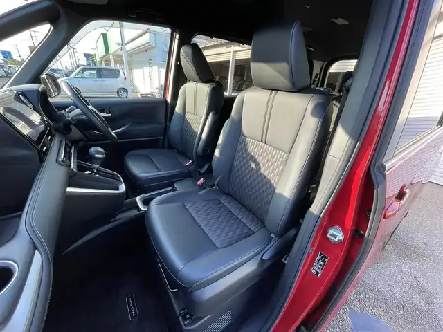 トヨタ ノア ハイブリッド S－Z 千葉県 2023(令5)年 5.8万km レッドマイカメタリック DPオーディオplus/・純正10.5インチモニターナビ/・CD/DVD/Bluetooth/フルセグ/両後パワースライドドア/バックカメラ/デジタルインナーミラー/アドバンスドドライブ（渋滞時支援機能）/トヨタセーフティーセンス/・プリクラッシュセーフティー/・レーントレーシングアシスト/・レーンチェンジアシスト/・フロントクロストラフィックアラート/・リアクロストラフィックアラート/・パーキングサポートブレーキ/・プロアクティブドライビングアシスト/・ブラインドスポットモニター/・ロードサインアシスト/・オートマチックハイビーム/アダプティブクルーズコントロール/前後コーナーセンサー/スマートキー/前席シートヒーター/AC100V1500W電源/ブレーキオートホールド/純正LEDヘッドライト/フォグランプ/純正17インチアルミホイール/前後ドライブレコーダー【TZ-DR210】/純正ビルトインETC2.0/サイド＆カーテンエアバッグ/新車時保証書＆取扱説明書