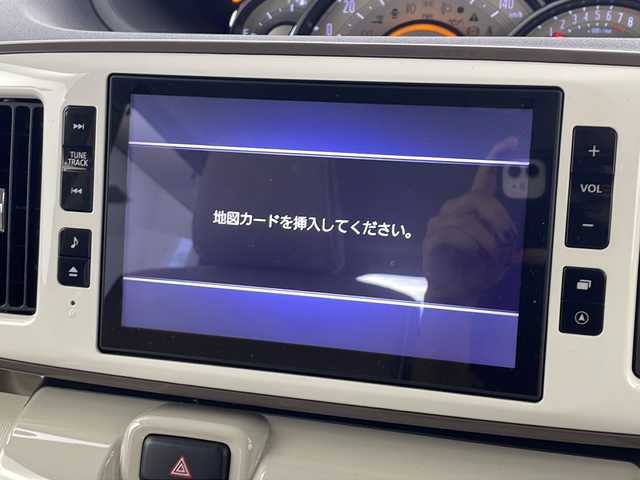 ダイハツ ムーヴ キャンバス G ホワイトアクセント リミテッド SAⅢ 愛知県 2019(令1)年 4.5万km ナチュラルベージュマイカM /禁煙車//特別仕様車”ホワイトアクセントリミテッドSAIII”//純正ルーフキャリア//純正ナビ(NSZN-X69D)//フルセグTV//ETC//前方ドライブレコーダー(DRN-H68N)//パノラマモニター//スマートアシストIII//前後方誤発進抑制//車線逸脱警報//Bi-Angle LEDヘッドライト(AFS機能付)//オートライト//オートハイビーム//LEDフォグランプ//両側ワンタッチパワースライドドア//純正フロアマット//純正ドアバイザー//ステアリングスイッチ//プッシュスタート//電動格納ミラーウィンカー//アイドリングストップ//新車保証書・取扱説明書//スペアキー