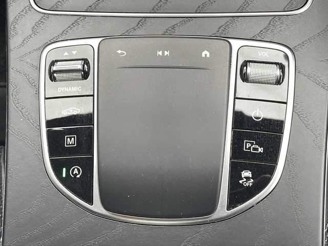 メルセデス・ベンツ ＧＬＣ２２０ d 4マチック AMGライン 長野県 2019(令1)年 3.8万km 青 ４WD/ガラスルーフ/ブラックレザーシート/純正メーカーナビ/バックカメラ/ETC/パワーバックドア/シートヒーター/純正19インチアルミ/冬タイヤ積込/コーナーセンサー/保証書・取説/スペアキー