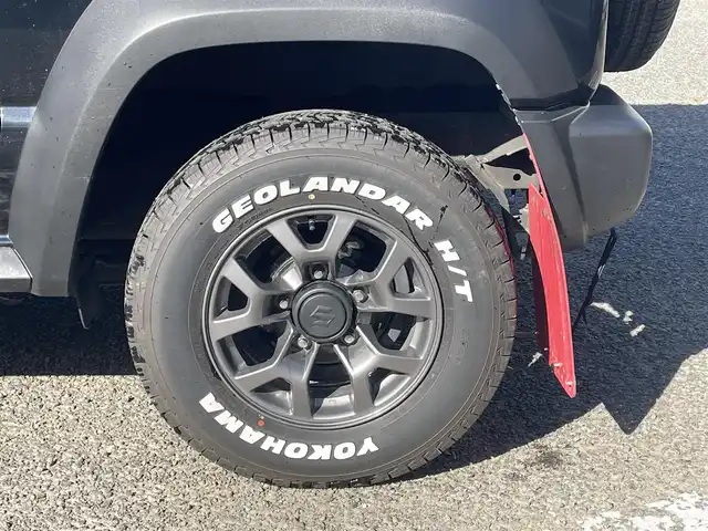 スズキ ジムニー シエラ JC 宮城県 2021(令3)年 3.1万km ブルーイッシュブラックパール3 ワンオーナー/クルーズコントロール追従なし/YOKOHAMA GEOLANDAR H/T ホワイトレター/　　　　純正アルミサマータイヤ(195/80R15)/背面タイヤ/デジタルインナーミラー一体型前後ドラレコ/カーオーディオユニットDEH-5600/(CD、BT、USB)/スペアキー×１/プッシュスタートボタン/シートヒーター/（運転席、助手席）/オートライト/ドアバイザー/電動格納ミラー/ヘッドライトウォッシャー/ディアルセンサーブレーキサポート/トランスファーレバー/プリクラッシュセーフティー/車線逸脱防止システム/フロア５MT/パートタイム４WD/ダウンヒルアシストコントロール/よこすべり防止切り替え