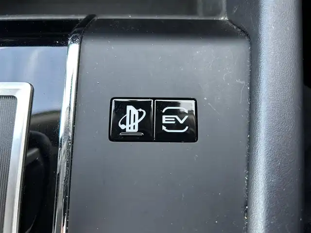 三菱 アウトランダー ＰＨＥＶ G 福島県 2022(令4)年 3.1万km ホワイトダイヤモンド 純正ナビ/【フルセグTV/FM・AM/BT】/アラウンドビューカメラ/レーダークルーズコントロール/前後コーナーセンサー/レーンキープアシスト/衝突軽減/ワンオーナー/D席パワーシート/パワーバックドア/ハーフレザーシート/DN席シートヒーター/ハンドルヒーター/ダウンヒルアシストコントロール/LEDオートライト/ルーフレール/社外18インチアルミホイール/ワイヤレス充電/パドルシフト/革巻きステアリング/ステアリングスイッチ/プッシュスタート/スマートキー