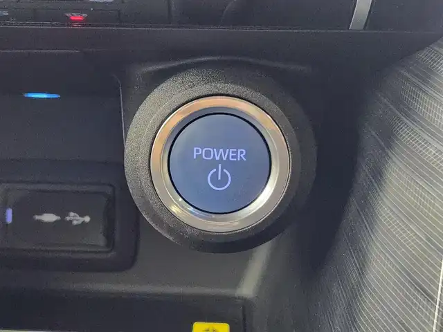 トヨタ ハリアー ハイブリッド Z レザーパッケージ 愛知県 2020(令2)年 1.9万km プレシャスブラックパール JBLプレミアムサウンド/純正ディスプレイオーディオ/・Bluetooth接続/・フルセグTV/・AM/FM/・AUX/ヘッドアップディスプレイ/ブラインドスポットモニター/デジタルインナーミラー/ビルトインETC2.0/トヨタセーフティセンス/・プリクラッシュセーフティ/・レーントレーシングアシスト/・レーダークルーズコントロール/・アダプティブハイビームシステム/・オートマチックハイビーム/パワーバックドア/パワーシート/シートベンチレーション/シートヒーター/ステアリングヒーター/ステリングスイッチ/シートメモリー/純正19インチアルミホイール