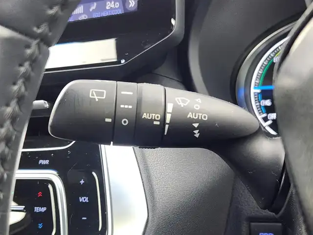 トヨタ ハリアー ハイブリッド Z レザーパッケージ 愛知県 2020(令2)年 1.9万km プレシャスブラックパール JBLプレミアムサウンド/純正ディスプレイオーディオ/・Bluetooth接続/・フルセグTV/・AM/FM/・AUX/ヘッドアップディスプレイ/ブラインドスポットモニター/デジタルインナーミラー/ビルトインETC2.0/トヨタセーフティセンス/・プリクラッシュセーフティ/・レーントレーシングアシスト/・レーダークルーズコントロール/・アダプティブハイビームシステム/・オートマチックハイビーム/パワーバックドア/パワーシート/シートベンチレーション/シートヒーター/ステアリングヒーター/ステリングスイッチ/シートメモリー/純正19インチアルミホイール