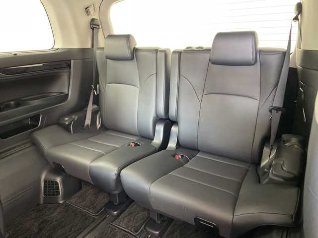 トヨタ アルファード S Cパッケージ 兵庫県 2018(平30)年 6.1万km ホワイトパールクリスタルシャイン ・純正ナビ（NSZN-Z66T）/CD/DVD/SD/TV/Bluetooth/・バックカメラ/・フロントカメラ/・ビルトインETC/・純正ドライブレコーダー/・社外レーダー探知機/・モデリスタエアロ/・モデリスタシグネチャーイルミブレード/・モデリスタマフラー/・Toyota　Safety　Sense/・プリクラッシュセーフティ/・レーントレーシングアシスト/・レーダークルーズコントロール（全車速追従機能付）/・ロードサインアシスト/・アダプティブハイビームシステム/・先行車発進告知/・クリアランスソナー/・革シート/・前席パワーシート/・前席シートヒーター/・前席ベンチレーション/・ステアリングヒーター/・ウッドコンビステアリング/・両側パワースライドドア/・パワーバックドア/・TEIN車高調/・社外21インチアルミホイール