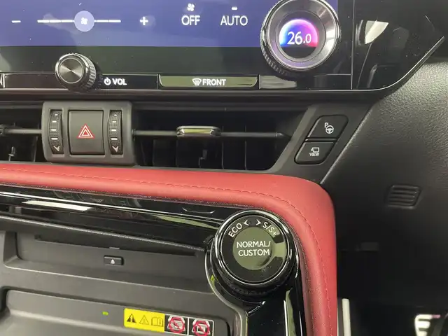 レクサス ＮＸ 350h Fスポーツ 大分県 2022(令4)年 3.7万km グラファイトブラックガラスフレーク 純正ナビ/　（BT/CD/DVD/フルセグ）/マークレビンソンプレミアムサウンドシステム/パノラマルーフ/アドバンスパーク/パノラミックビューモニター/クリアランスソナー/パワーバックドア/3眼LEDヘッドライト/オレンジキャリパー/シートポジションメモリー/ヘッドアップディスプレイ/レーダークルコン/プリクラッシュセーフティー/デジタルインナーミラー/GPSレーダー/置くだけ充電/シートヒーター・クーラー/ベンチレーション/ドライブレコーダー/ビルトインETC2.0