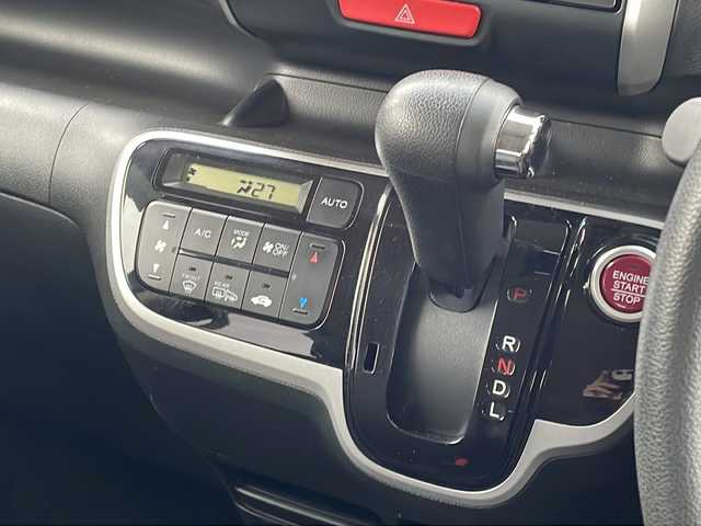 ホンダ Ｎ ＢＯＸ G SSパッケージ 福島県 2014(平26)年 8.2万km クリスタルブラックパール 純正オーディオ　ＣＤ　バックＣ　両側パワスラ　スマートキー　スペアキー　ステリモ　電格ミラー　ヒーテッドドアミラー　ドアバイザー　黒革シートカバー　ＥＣＯＮ　ＬＥＤヘッドライト　純正夏タイヤ付ＡＷ装着