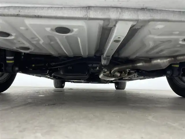 トヨタ ノア ハイブリッド S－G 大分県 2023(令5)年 4万km ホワイトパールクリスタルシャイン 純正ディスプレイオーディオ（ＣＤ／ＤＶＤ／Ｂｌｕｅｔｏｏｔｈ／フルセグＴＶ）　/後席モニター　/トヨタセーフティセンス　/両側パワースライド　/パワーバックドア　/シートヒーター　/ステアリングヒーター　/電子パーキング/オートホールド/デジタルインナーミラー/前後ドラレコ/衝突軽減システム/オートハイビーム/コーナーセンサー/レーダークルーズコントロール/ＥＴＣ2.0