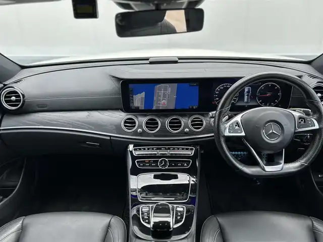 メルセデス・ベンツ Ｅ２２０ｄ SW AVG スポーツ 本革 東京都 2017(平29)年 4.7万km ダイヤモンドホワイト レザーパッケージ/レーダーセーフティパッケージ/横滑り防止装置/道路標識アシスト/アクティブブレーキアシスト/アテンションアシスト/アクティブブレーンキープ/純正HDDナビ/360度カメラ/純正フルセグｔV/レザーシート/前後シートヒーター/前席パワーシート/エアバランスパッケージ/LEDヘッドライト/オートライト/オートマチックハイビーム/パワートランク/アンビエントライト