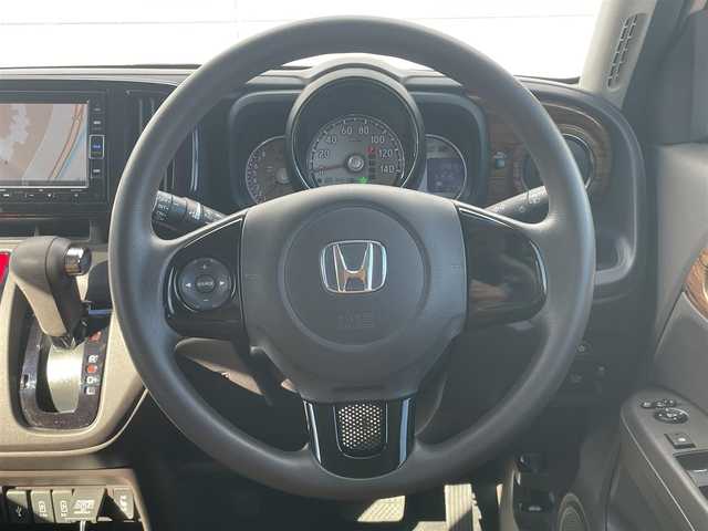 ホンダ Ｎ ＯＮＥ セレクト 千葉県 2019(令1)年 4.7万km ピーチブロッサムパール 純正7インチメモリナビ/(CD/DVD/BT/フルセグTV)/バックカメラ/ハーフレザーシート/シートヒーター/シティブレーキアクティブシステム/スマートキー/プッシュスタート/ETC/電格ミラー/ウィンカーミラー/オートライト/キセノンヘッドライト/ステアリングスイッチ/ドアバイザー/純正フロアマット