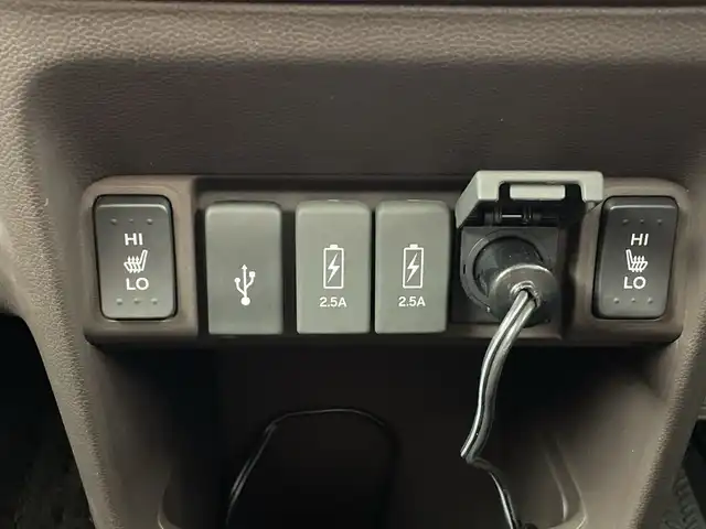 ホンダ Ｎ ＯＮＥ セレクト 愛知県 2019(令1)年 4.7万km ピーチブロッサムパール 純正7インチメモリナビ/(CD/DVD/BT/フルセグTV)/バックカメラ/ハーフレザーシート/シートヒーター/シティブレーキアクティブシステム/スマートキー/プッシュスタート/ETC/電格ミラー/ウィンカーミラー/オートライト/キセノンヘッドライト/ドライブレコーダー/ステアリングスイッチ/ドアバイザー/純正フロアマット