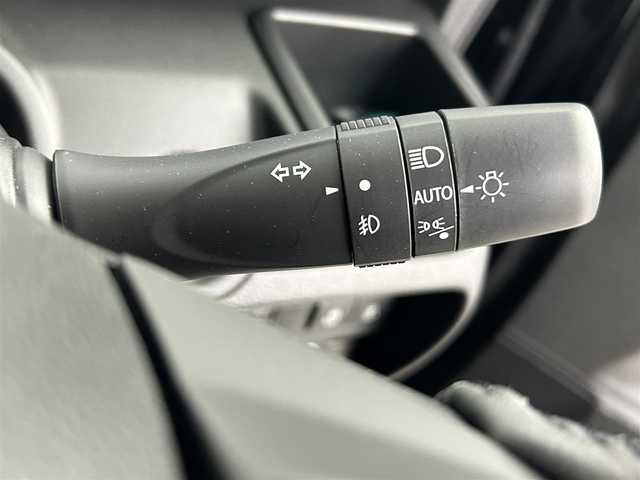 スズキ ソリオ バンディット HV MV 道央・札幌 2024(令6)年 0.5万km スーパーブラックパール ・4WD/・寒冷地仕様/・純正8インチナビ/　CD/DVD/BT/USB/フルセグ/・全方位カメラ/・デュアルカメラサポートブレーキ/・レーダークルーズコントロール/・レーンキープアシスト/・コーナーセンサー/・ヘッドアップディスプレイ/・アイドリングストップ/・横滑り防止装置/・両側パワースライドドア/・サンシェード/・サーキュレーター/・背面テーブル/・プッシュスタート/・スマートキー/・LEDヘッドライト/・フォグライト/・純正フロアマット