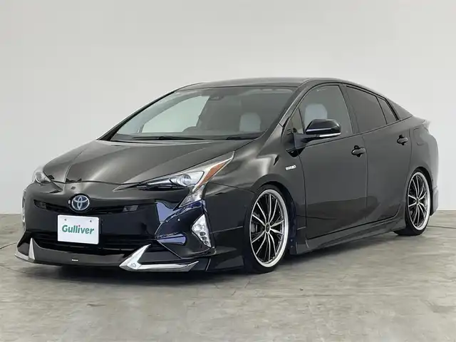 トヨタ プリウス A ツーリングセレクション 群馬県 2016(平28)年 7.2万km アティチュードブラックマイカ 純正９インチナビ　モデリスタエアロ　衝突軽減　アダプティブクルーズコントロール　レーンアシスト　オートマチックハイビーム　ＥＴＣ　ヘッドアップディスプレイ　ローダウン　スマートキー　