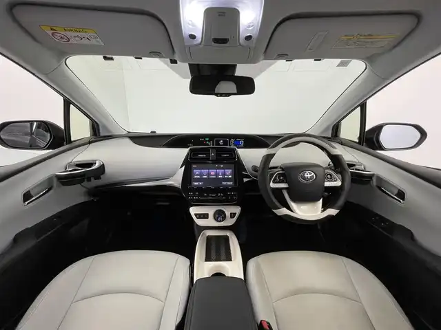 トヨタ プリウス A ツーリングセレクション 群馬県 2016(平28)年 7.2万km アティチュードブラックマイカ 純正９インチナビ　モデリスタエアロ　衝突軽減　アダプティブクルーズコントロール　レーンアシスト　オートマチックハイビーム　ＥＴＣ　ヘッドアップディスプレイ　ローダウン　スマートキー　