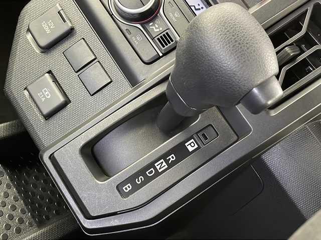 ダイハツ タフト X 新潟県 2023(令5)年 2万km サンドベージュメタリック 4WD/純正メモリナビ/(NSZN-W69D)/(フルセグTV/CD/DVD/USB)/バックカメラ/前後コーナーセンサー/横滑り防止装置/レーンキープアシスト/衝突被害軽減システム/オートライト/フルフラットシート/ガラスルーフ/スマートキー