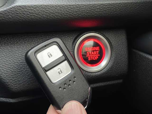 ホンダ シビック タイプR 秋田県 2021(令3)年 2.8万km クリスタルブラックパール ワンオーナー/9インチフローティングナビ　MDV-M908HDF/DVD　CD　　BT　ラジオ　SD　USB　HDMI　フルセグTV/ドライブレコーダー/ETC２．０/クルーズコントロール/バックカメラ/電動パーキングブレーキ/オートブレーキホールド/レイズ18インチアルミホイール/純正20インチアルミホイール積み込み/ブレンボキャリパー/純正バケットシート/オートLEDヘッドライト/スペアキー/ドアバイザー