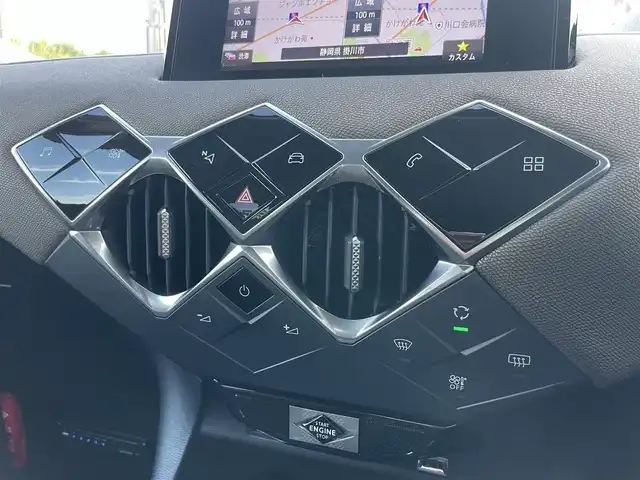 ＤＳオートモビル ＤＳ３ クロスバック ソーシック レザーエディション 静岡県 2021(令3)年 3万km ノアールオブシディアン 特別仕様車（レザーエディション）/ACC/DSドライブアシスト/衝突被害軽減ブレーキ/DSマトリクスLEDビジョン/ブラインドスポット/社外HDDナビ/フルセグTV/ドライブレコーダー付デジタルインナーミラー/7インチタッチスクリーン/・Bluetooth/AppleCarPlay/androidauto