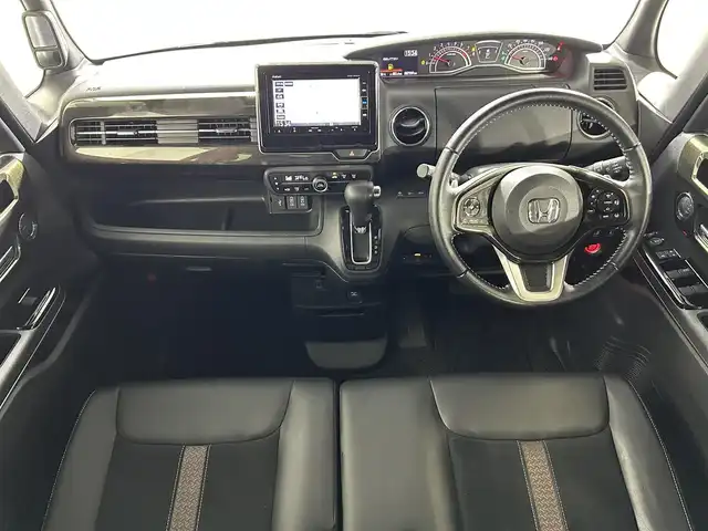 ホンダ Ｎ ＢＯＸ カスタム G L ターボ ホンダセンシング 佐賀県 2017(平29)年 0.8万km シャイニンググレーM ホンダセンシング /純正7インチナビ/CD/DVD/フルセグTV/Bluetooth/バックカメラ /ETC/両側パワースライドドア/レーダークルーズコントロール/純正15インチアルミホイール/社外フロアマット/ハーフレザーシート /LEDライト/フォグライト /オートライト/オートマチックハイビーム/スマートキー/スペアキー/電動格納ミラー/アイドリングストップ/保証書/取扱説明書