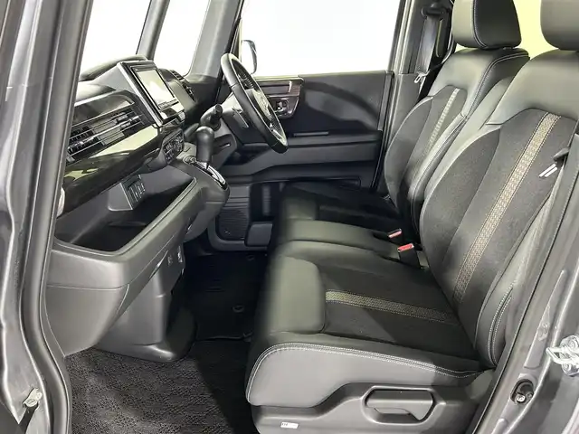 ホンダ Ｎ ＢＯＸ カスタム G L ターボ ホンダセンシング 佐賀県 2017(平29)年 0.8万km シャイニンググレーM ホンダセンシング /純正7インチナビ/CD/DVD/フルセグTV/Bluetooth/バックカメラ /ETC/両側パワースライドドア/レーダークルーズコントロール/純正15インチアルミホイール/社外フロアマット/ハーフレザーシート /LEDライト/フォグライト /オートライト/オートマチックハイビーム/スマートキー/スペアキー/電動格納ミラー/アイドリングストップ/保証書/取扱説明書