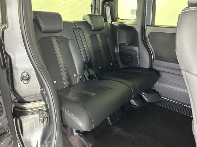 ホンダ Ｎ ＢＯＸ カスタム G L ターボ ホンダセンシング 佐賀県 2017(平29)年 0.8万km シャイニンググレーM ホンダセンシング /純正7インチナビ/CD/DVD/フルセグTV/Bluetooth/バックカメラ /ETC/両側パワースライドドア/レーダークルーズコントロール/純正15インチアルミホイール/社外フロアマット/ハーフレザーシート /LEDライト/フォグライト /オートライト/オートマチックハイビーム/スマートキー/スペアキー/電動格納ミラー/アイドリングストップ/保証書/取扱説明書