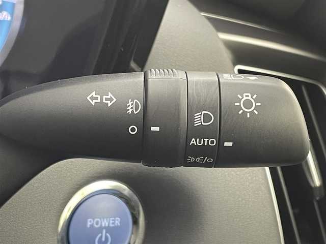 トヨタ クラウン ハイブリッド RS アドバンス 茨城県 2021(令3)年 2.6万km プレシャスホワイトパール 純正12.3型ナビ/全周囲カメラ/フルセグ/サンルーフ/デジタルインナーミラー/衝突被害軽減ブレーキ/車線逸脱抑制装置/レーダークルーズコントロール/オートマチックハイビーム/クリアランスソナー/BSM/ETC2.0/ドラレコ/本革シート/シートヒーター/ベンチレーション/純正18インチAW/LEDヘッドライト/スマートキー