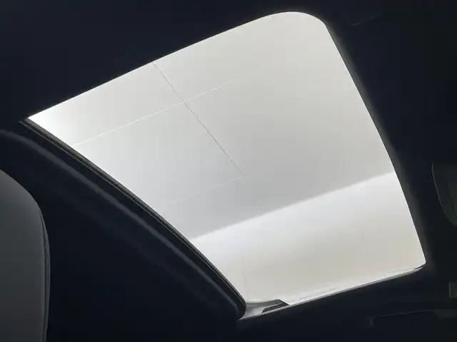 トヨタ クラウン ハイブリッド RS アドバンス 茨城県 2021(令3)年 2.6万km プレシャスホワイトパール 純正12.3型ナビ/全周囲カメラ/フルセグ/サンルーフ/デジタルインナーミラー/衝突被害軽減ブレーキ/車線逸脱抑制装置/レーダークルーズコントロール/オートマチックハイビーム/クリアランスソナー/BSM/ETC2.0/ドラレコ/本革シート/シートヒーター/ベンチレーション/純正18インチAW/LEDヘッドライト/スマートキー