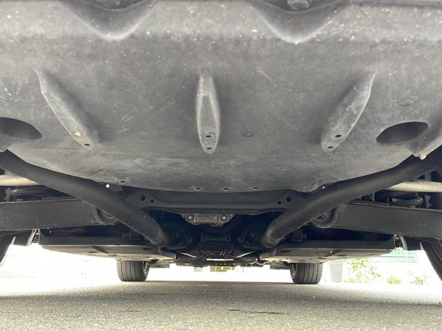 レクサス ＩＳ 250 バージョンL 青森県 2013(平25)年 6.9万km スターライトブラックガラスフレーク 4WD/寒冷地仕様/ワンオーナー/純正SDナビ・フルセグTV/CD・DVD・Bluetooth・SD/プレミアムサウンド/バックカメラ/セミアニリン黒革シート/前席エアシート・シートヒーター/前席パワーシート/クルーズコントロール/リア電動サンシェード/前後ドライブレコーダー/ワイパーデアイサー/HIDライト/フォグランプ/リアフォグランプ/社外17インチアルミ/スペアキー/保証書・取説書