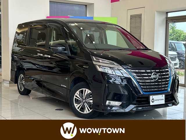 日産 セレナ e－パワー ハイウェイスター V 埼玉県 2022(令4)年 4.8万km ダイヤモンドブラック エマージェンシーブレーキ /プロパイロット /純正10インチメモリナビ/　　CD/DVD/BT/フルセグ /アラウンドビューモニター /両側パワースライドドア  /LEDオートライト /純正15インチアルホイール /ブラインドスポットモニター/インテリジェントミラー/ステアリングスイッチ/純正ETC