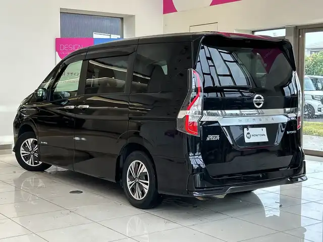 日産 セレナ e－パワー ハイウェイスター V 埼玉県 2022(令4)年 4.8万km ダイヤモンドブラック エマージェンシーブレーキ /プロパイロット /純正10インチメモリナビ/　　CD/DVD/BT/フルセグ /アラウンドビューモニター /両側パワースライドドア  /LEDオートライト /純正15インチアルホイール /ブラインドスポットモニター/インテリジェントミラー/ステアリングスイッチ/純正ETC