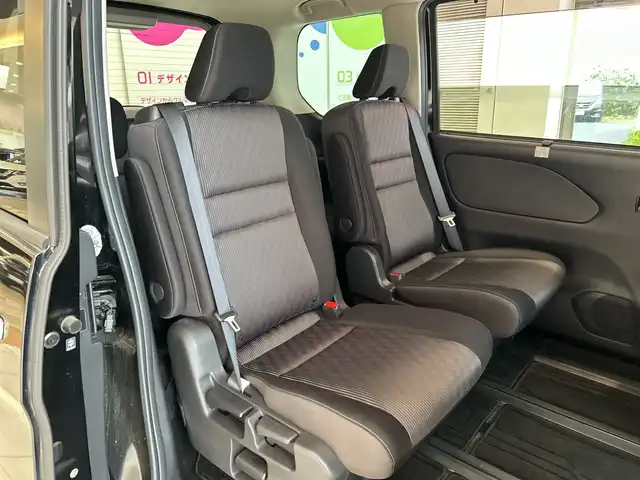 日産 セレナ e－パワー ハイウェイスター V 埼玉県 2022(令4)年 4.8万km ダイヤモンドブラック エマージェンシーブレーキ /プロパイロット /純正10インチメモリナビ/　　CD/DVD/BT/フルセグ /アラウンドビューモニター /両側パワースライドドア  /LEDオートライト /純正15インチアルホイール /ブラインドスポットモニター/インテリジェントミラー/ステアリングスイッチ/純正ETC