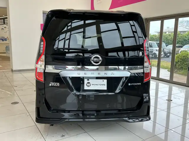 日産 セレナ e－パワー ハイウェイスター V 埼玉県 2022(令4)年 4.8万km ダイヤモンドブラック エマージェンシーブレーキ /プロパイロット /純正10インチメモリナビ/　　CD/DVD/BT/フルセグ /アラウンドビューモニター /両側パワースライドドア  /LEDオートライト /純正15インチアルホイール /ブラインドスポットモニター/インテリジェントミラー/ステアリングスイッチ/純正ETC