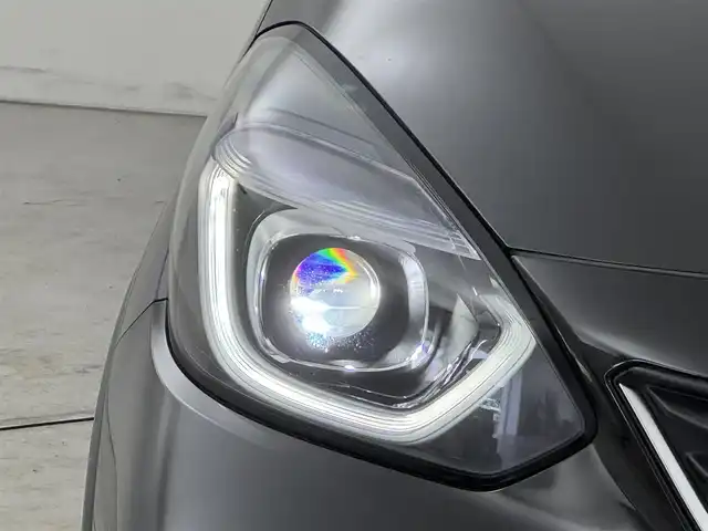 ホンダ フィット e:HEVクロスター 福岡県 2020(令2)年 0.7万km クリスタルブラックパール 純正８型ナビ／フルセグＴＶ　/バックカメラ　/アダプティブクルコン　/コーナーセンサー　/衝突軽減ブレーキ　/レーンキープ　/アクセル踏み間違い防止　/ＥＣＯＮ　/プッシュスタート　/純正１６インチＡＷ　/ＬＥＤライト