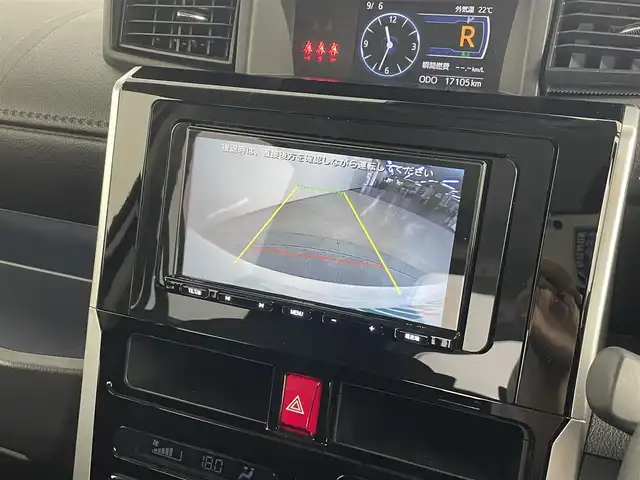 トヨタ ルーミー カスタムG 道央・札幌 2024(令6)年 1.8万km パールホワイトⅢ ・４WD/・寒冷地仕様/・社外メモリナビ/　BT／USB／フルセグ/・社外ETC/・バックカメラ/・レーダークルーズコントロール/・プリクラッシュセーフティ/・レーンキープアシスト/・横滑り防止/・前後コーナーセンサー/・アイドリングストップ/・両側パワースライドドア/・社外フロアマット/・純正サマー14インチAW/・LEDヘッドライト/・オートライト/・オートマチックハイビーム/・プッシュスタート/・スマートキー