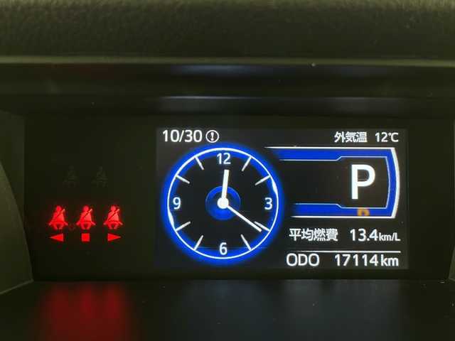 トヨタ ルーミー カスタムG 長野県 2024(令6)年 1.8万km パールホワイトⅢ ・４WD/・寒冷地仕様/・社外メモリナビ/　BT／USB／フルセグ/・社外ETC/・バックカメラ/・レーダークルーズコントロール/・プリクラッシュセーフティ/・レーンキープアシスト/・横滑り防止/・前後コーナーセンサー/・アイドリングストップ/・両側パワースライドドア/・社外フロアマット/・純正サマー14インチAW/・LEDヘッドライト/・オートライト/・オートマチックハイビーム/・プッシュスタート/・スマートキー