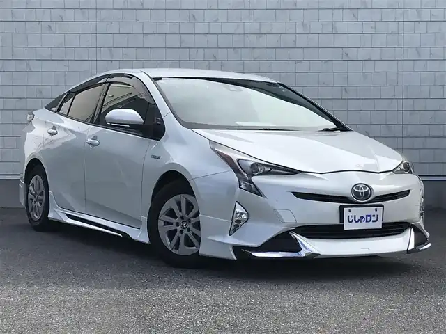 トヨタ プリウス S 栃木県 2016(平28)年 14.2万km ホワイトパールクリスタルシャイン 株)IDOMが運営する【じしゃロン小山店】の自社ローン専用車両になります。こちらは現金またはオートローンご利用時の価格です。自社ローンご希望の方は別途その旨お申付け下さい//禁煙車/純正フルセグナビ/（CD/DVD/AM/FMラジオ）/(Bluetooth)/スマートキー/プッシュスタート/バックカメラ/ＥＴＣ２．０/レーダークルーズコントロール/レーンキープアシスト/車線逸脱警報/ドライブレコーダー/ステアリングリモコン/電動格納ドアミラー/パワーウインドウ/防眩ミラー/オートライト