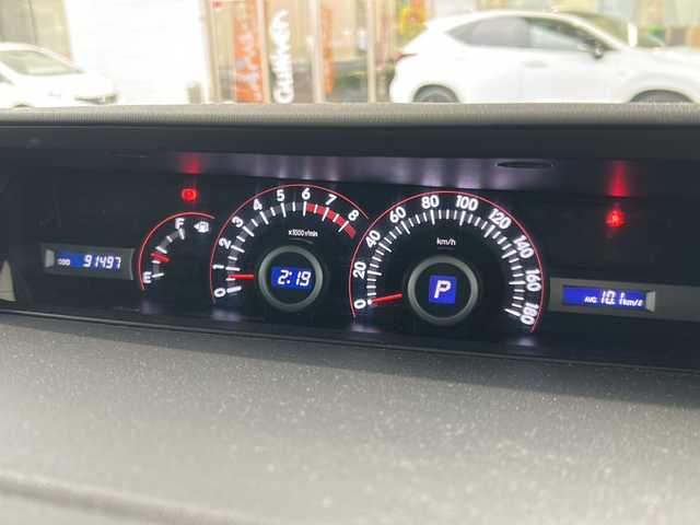 トヨタ ノア S 東京都 2007(平19)年 9.2万km ホワイトパールクリスタルシャイン 社外HDDナビ/【フルセグ・DVD再生可・CD・Bluetooth】/バックカメラ/ETC/両側パワースライドドア/電動格納ミラー/ウィンカーミラー/リモコンキー/HIDヘッドライト/フォグランプ/純正フロアマット/純正ドアバイザー/新車保証書/取扱説明書