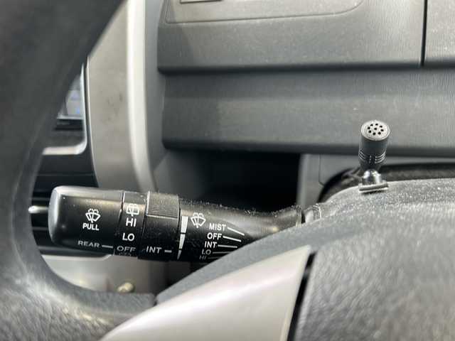 トヨタ ノア S 東京都 2007(平19)年 9.2万km ホワイトパールクリスタルシャイン 社外HDDナビ/【フルセグ・DVD再生可・CD・Bluetooth】/バックカメラ/ETC/両側パワースライドドア/電動格納ミラー/ウィンカーミラー/リモコンキー/HIDヘッドライト/フォグランプ/純正フロアマット/純正ドアバイザー/新車保証書/取扱説明書