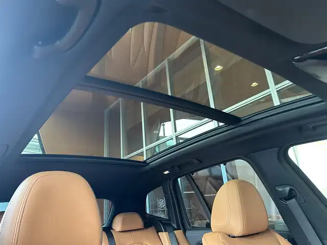 ＢＭＷ Ｘ３ M40d 宮城県 2019(令1)年 6.4万km サファイアブラックP セレクトパッケージ/・電動パノラマガラスルーフ/・リヤサイドウィンドーローラーブラインド/・harman/kardonサラウンドサウンドシステム/ハイラインパッケージ/・ランバーサポート/・リヤシートヒーティング/・ヴァーネスカレザーシート/・ポプラグレーファインウッドインテリアトリム/パールクロームハイライト/ヘッドアップディスプレイ/iDriveナビゲーションシステム/フルセグTV/全方位カメラ/キャメルレザーシート/シートヒーター/メモリ機能付きパワーシート/LEDヘッドライト/オートマチックハイビーム/純正21インチAW/コンフォートアクセス/パワーバックドア/ブラックキドニーグリル/ワイヤレスチャージング/ドライブレコーダー/ETC2.0車載器