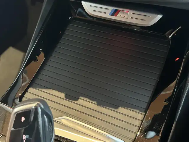 ＢＭＷ Ｘ３ M40d 宮城県 2019(令1)年 6.4万km サファイアブラックP セレクトパッケージ/・電動パノラマガラスルーフ/・リヤサイドウィンドーローラーブラインド/・harman/kardonサラウンドサウンドシステム/ハイラインパッケージ/・ランバーサポート/・リヤシートヒーティング/・ヴァーネスカレザーシート/・ポプラグレーファインウッドインテリアトリム/パールクロームハイライト/ヘッドアップディスプレイ/iDriveナビゲーションシステム/フルセグTV/全方位カメラ/キャメルレザーシート/シートヒーター/メモリ機能付きパワーシート/LEDヘッドライト/オートマチックハイビーム/純正21インチAW/コンフォートアクセス/パワーバックドア/ブラックキドニーグリル/ワイヤレスチャージング/ドライブレコーダー/ETC2.0車載器