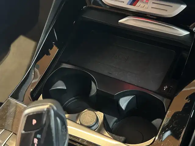 ＢＭＷ Ｘ３ M40d 宮城県 2019(令1)年 6.4万km サファイアブラックP セレクトパッケージ/・電動パノラマガラスルーフ/・リヤサイドウィンドーローラーブラインド/・harman/kardonサラウンドサウンドシステム/ハイラインパッケージ/・ランバーサポート/・リヤシートヒーティング/・ヴァーネスカレザーシート/・ポプラグレーファインウッドインテリアトリム/パールクロームハイライト/ヘッドアップディスプレイ/iDriveナビゲーションシステム/フルセグTV/全方位カメラ/キャメルレザーシート/シートヒーター/メモリ機能付きパワーシート/LEDヘッドライト/オートマチックハイビーム/純正21インチAW/コンフォートアクセス/パワーバックドア/ブラックキドニーグリル/ワイヤレスチャージング/ドライブレコーダー/ETC2.0車載器