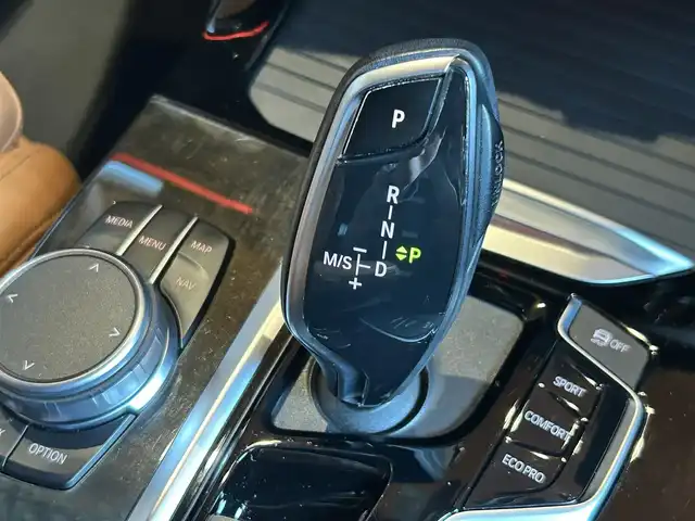 ＢＭＷ Ｘ３ M40d 宮城県 2019(令1)年 6.4万km サファイアブラックP セレクトパッケージ/・電動パノラマガラスルーフ/・リヤサイドウィンドーローラーブラインド/・harman/kardonサラウンドサウンドシステム/ハイラインパッケージ/・ランバーサポート/・リヤシートヒーティング/・ヴァーネスカレザーシート/・ポプラグレーファインウッドインテリアトリム/パールクロームハイライト/ヘッドアップディスプレイ/iDriveナビゲーションシステム/フルセグTV/全方位カメラ/キャメルレザーシート/シートヒーター/メモリ機能付きパワーシート/LEDヘッドライト/オートマチックハイビーム/純正21インチAW/コンフォートアクセス/パワーバックドア/ブラックキドニーグリル/ワイヤレスチャージング/ドライブレコーダー/ETC2.0車載器