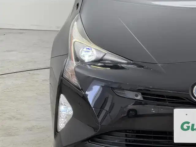 トヨタ プリウス A 福岡県 2018(平30)年 4.5万km アティチュードブラックマイカ アルパインＢＩＧ　Ｘナビ／フルセグＴＶ　/バックカメラ　/ＥＴＣ　/ドラレコ　/レーダー探知機　/トヨタセーフティセンス　/アクセル踏み間違い防止　/パーキングアシスト　/ＨＵＤ　/純正１５インチＡＷ　/ＬＥＤライト