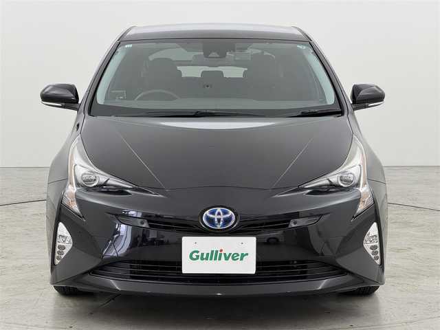 トヨタ プリウス A 福岡県 2018(平30)年 4.5万km アティチュードブラックマイカ アルパイン９型ナビ／フルセグＴＶ　/バックカメラ　/レーダー探知機　/前方ドラレコ　/ビルトインＥＴＣ　/トヨタセーフティセンス　/アクセル踏み間違い防止　/ＢＳＭ　/パーキングアシスト　/ＨＵＤ　/純正１５インチＡＷ