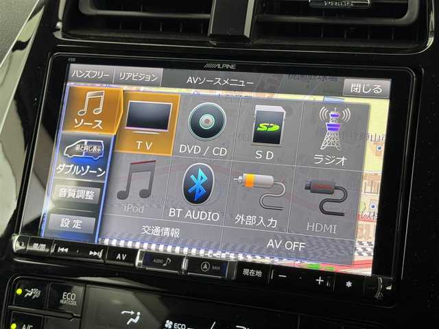 トヨタ プリウス A 福岡県 2018(平30)年 4.5万km アティチュードブラックマイカ アルパイン９型ナビ／フルセグＴＶ　/バックカメラ　/レーダー探知機　/前方ドラレコ　/ビルトインＥＴＣ　/トヨタセーフティセンス　/アクセル踏み間違い防止　/ＢＳＭ　/パーキングアシスト　/ＨＵＤ　/純正１５インチＡＷ
