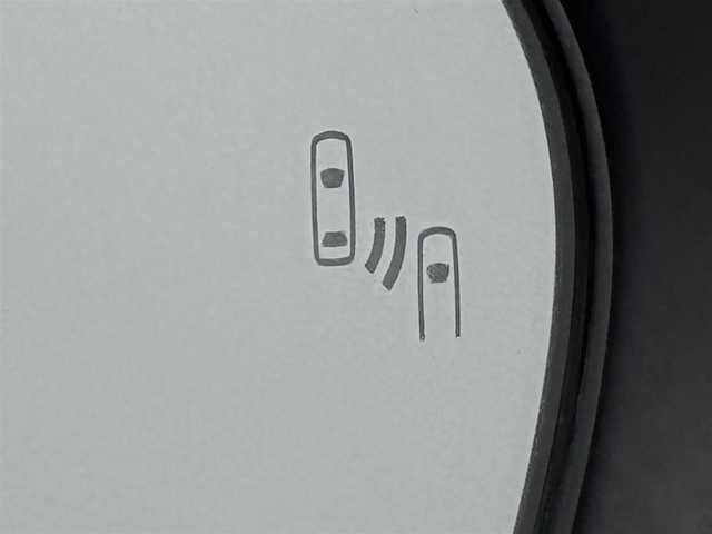 トヨタ プリウス A 福岡県 2018(平30)年 4.5万km アティチュードブラックマイカ アルパイン９型ナビ／フルセグＴＶ　/バックカメラ　/レーダー探知機　/前方ドラレコ　/ビルトインＥＴＣ　/トヨタセーフティセンス　/アクセル踏み間違い防止　/ＢＳＭ　/パーキングアシスト　/ＨＵＤ　/純正１５インチＡＷ