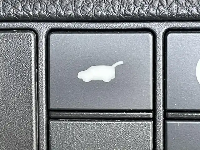 ホンダ ヴェゼル ハイブリッド e:HEV Z 東京都 2023(令5)年 1.2万km サンドカーキパール 純正ナビ/フルセグTV/CD/DVD/Bluetooth/バックカメラ/ホンダセンシング/パワーバックドア/前席シートヒーター/ステアリングヒーター/レーダークルーズコントロール/前後ドライブレコーダー/ETC/ブレーキホールド/スマートキー/フォグライト/純正フロアマット