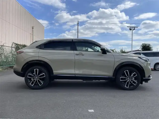 ホンダ ヴェゼル ハイブリッド e:HEV Z 東京都 2023(令5)年 1.2万km サンドカーキパール 純正ナビ/フルセグTV/CD/DVD/Bluetooth/バックカメラ/ホンダセンシング/パワーバックドア/前席シートヒーター/ステアリングヒーター/レーダークルーズコントロール/前後ドライブレコーダー/ETC/ブレーキホールド/スマートキー/フォグライト/純正フロアマット