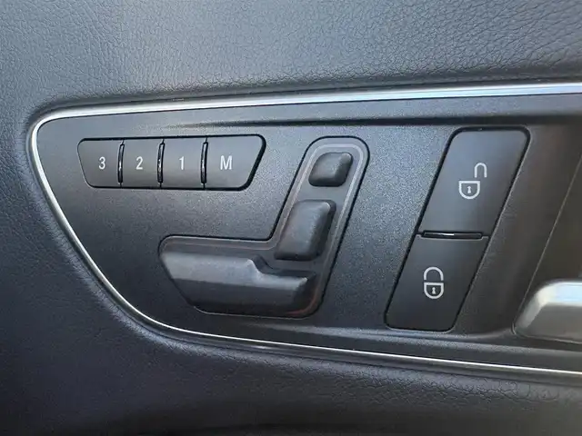 メルセデス・ベンツ ＣＬＡ２５０ 4MATIC 石川県 2014(平26)年 2.2万km 白 純正ナビ/フルセグTV/バックカメラ/クリアランスソナー/ドライブレコーダー/ハーフレザーシート/パワーシート/シートヒーター/オートライト/ディスチャージヘッドライト/アイドリングストップ/パドルシフト