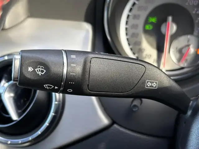 メルセデス・ベンツ ＣＬＡ２５０ 4MATIC 石川県 2014(平26)年 2.2万km 白 純正ナビ/フルセグTV/バックカメラ/クリアランスソナー/ドライブレコーダー/ハーフレザーシート/パワーシート/シートヒーター/オートライト/ディスチャージヘッドライト/アイドリングストップ/パドルシフト